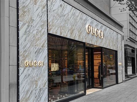 gucci bloor hours|Gucci toronto flagship.